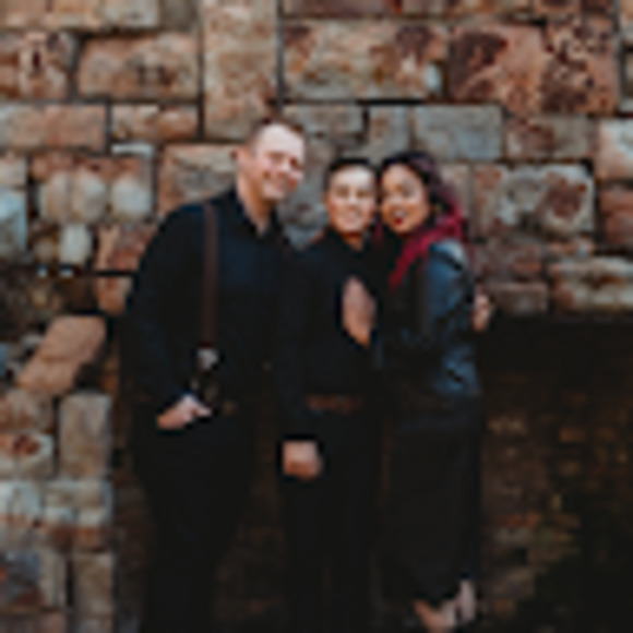 Meet your Posher, Kalhia - Picture 1 of 1